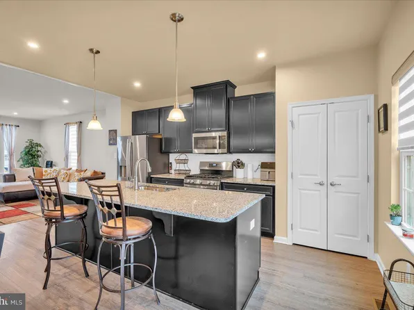 204 Freedom Way, Sicklerville, NJ 08081
