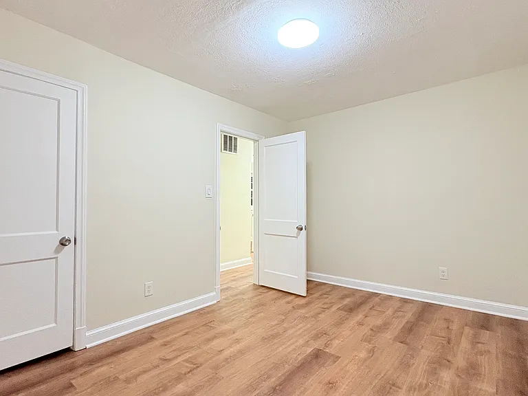 1800 Cody Dr — Photo 9