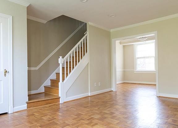 3rd image of 1401 S Edgewood St APT 501
