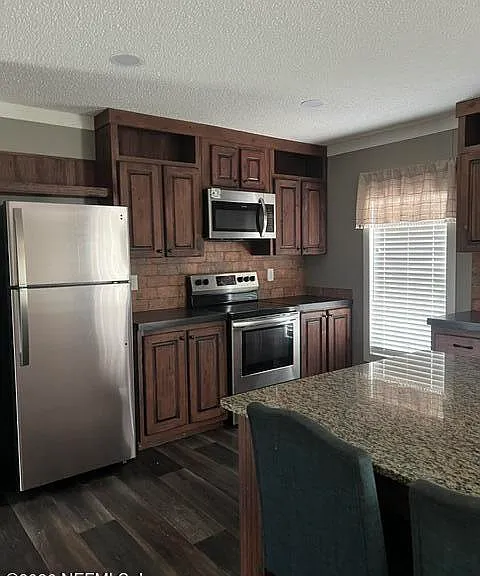 19460 NW 51st Ave #37 — Photo 7