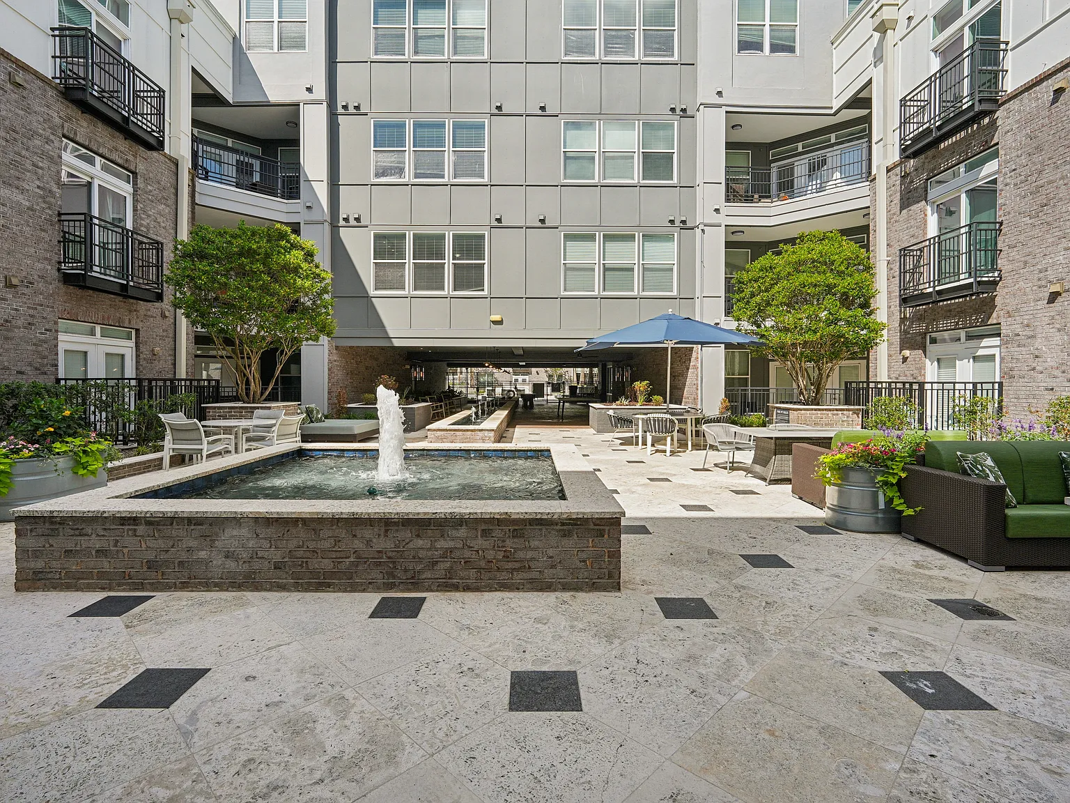 The Charleigh — Photo 2