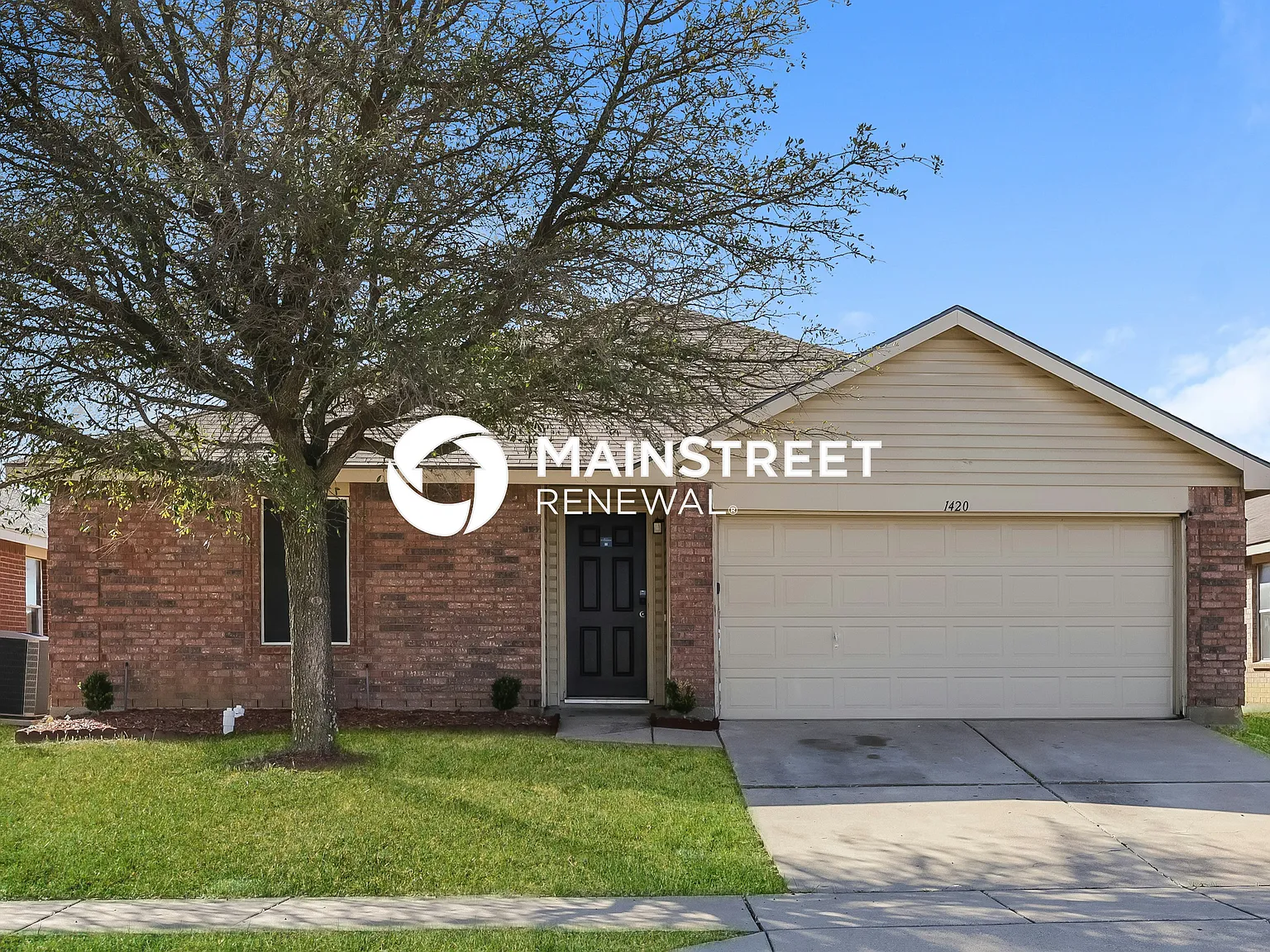 1420 Castle Ridge Rd — Photo 1