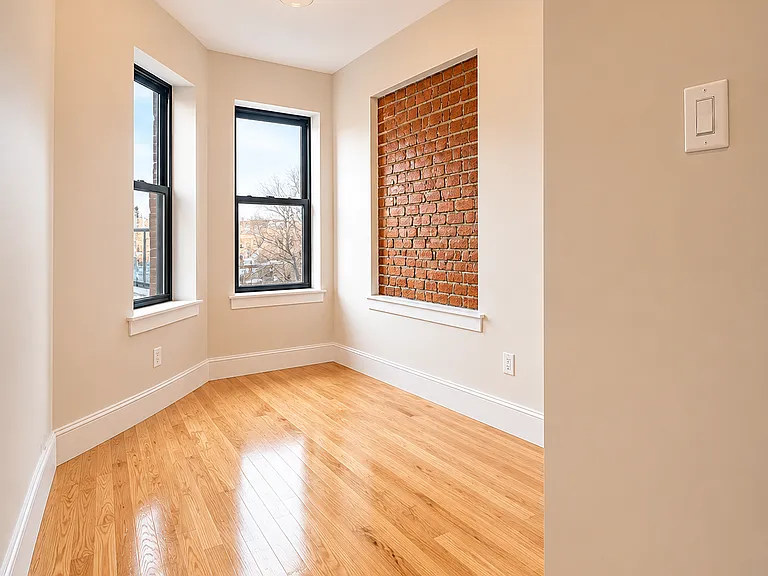 295 Bainbridge St #3F — Photo 7