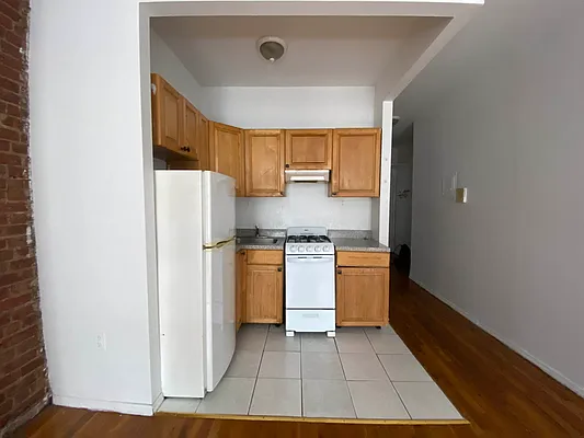 Rented by Best Apartments North Inc | media 16