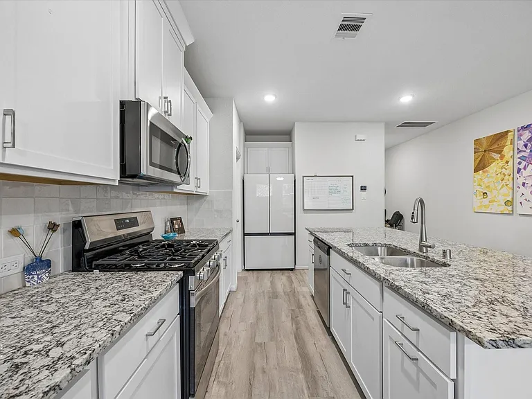 27827 Western Creek Ct — Photo 3
