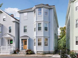 49 Prince St #3, Brookline, MA 02445
