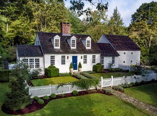 44 River Rd, Essex, CT 06426