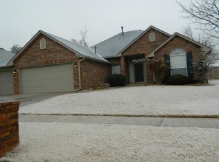 2113 Branden Ln, Edmond, OK 73003