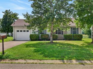 221 Grant Ave, Oak Grove, KY 42262
