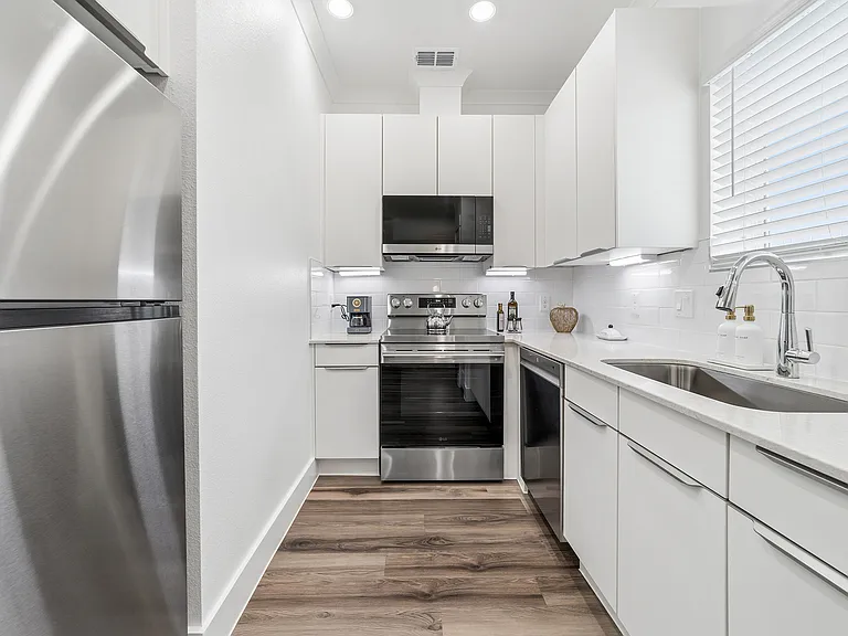 Mansions of Denton | A2 Kitchen