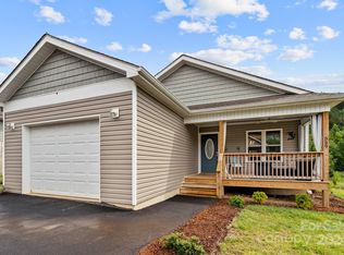 559 Quinn Hill Ln, Mars Hill, NC 28754
