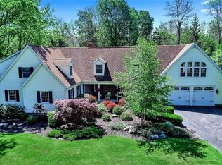 5867 Old Lake Shore Rd, Lake View, NY 14085