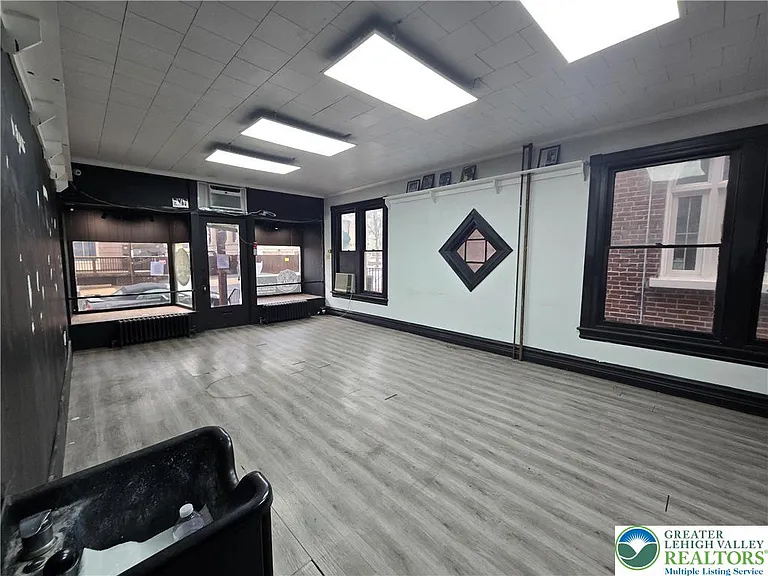 125 Bridge St #A — Photo 2