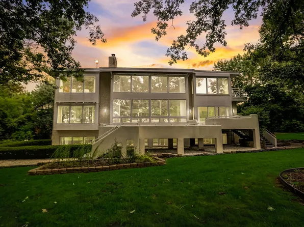 2940 Chelsea Cir, Olympia Fields, IL 60461