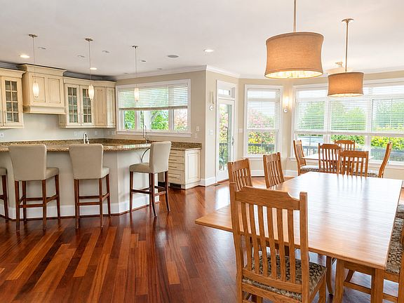 5th image of 109 Bayside Dr