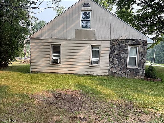 2nd image of 2789 Union Ave NE