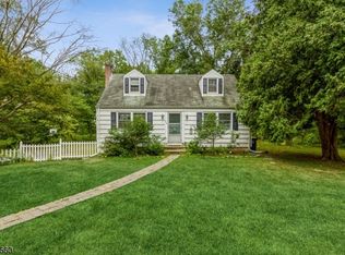 370 Lyons Rd, Basking Ridge, NJ 07920