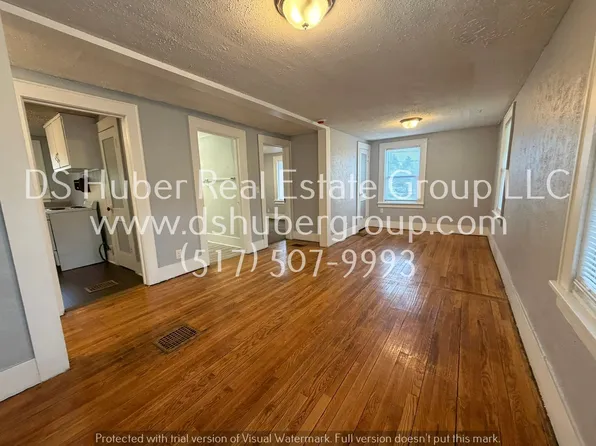 Cedar 2345 (Building), 2345 N Cedar St APT 2, Holt, MI 48842