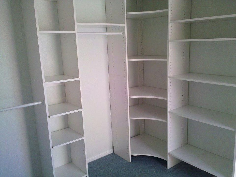 2nd image of 354 N Hobson