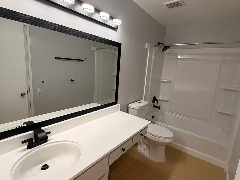 5044 Bridgepointe Pl — Photo 11