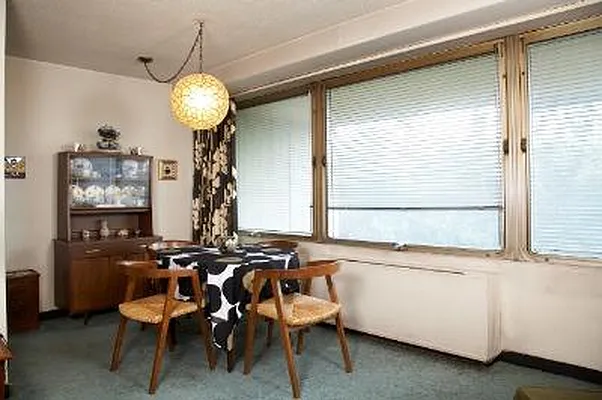 Sold by Corcoran | media 14