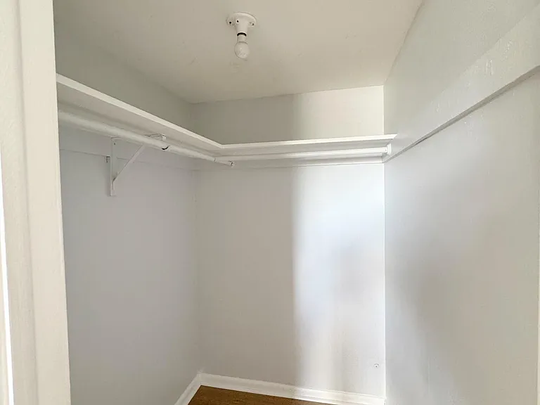 1501 Crescent Cir #E45 — Photo 13