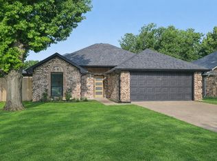 1023 N Fannin St, Rockwall, TX 75087