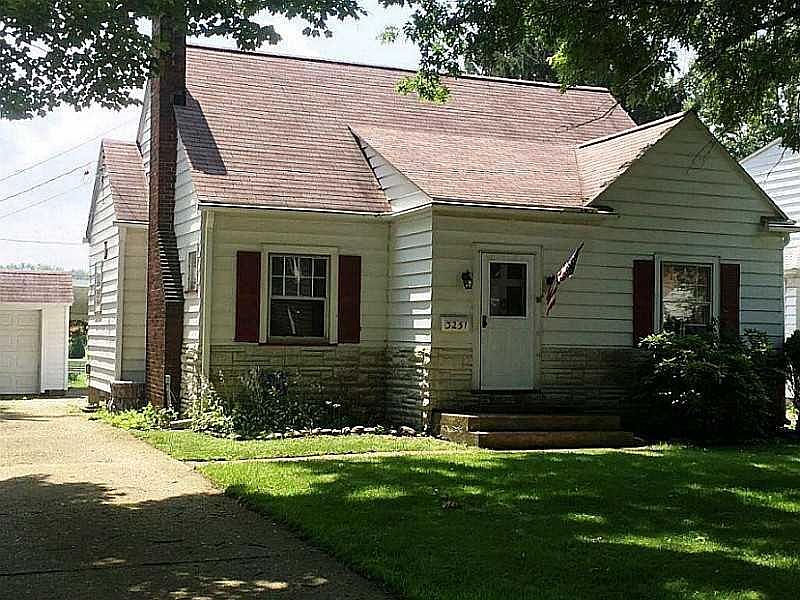 1st image of 3251 W 13th St