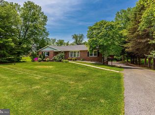 413 Hook Rd, Westminster, MD 21157