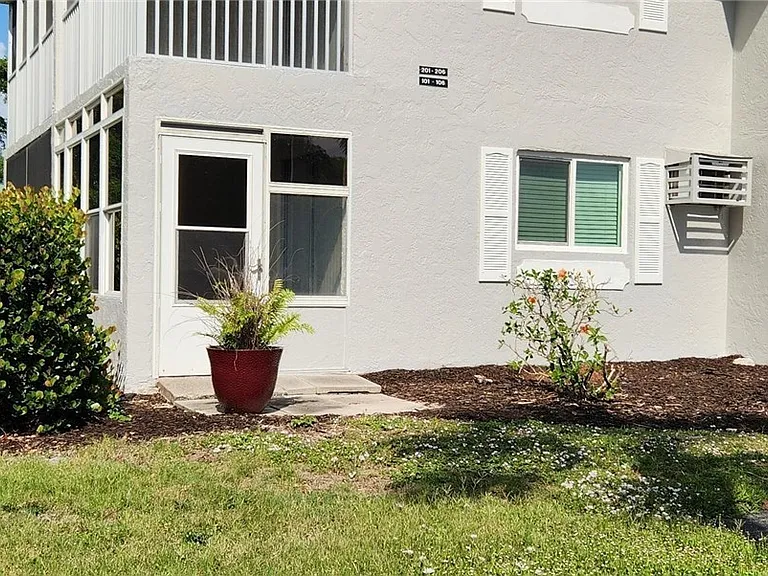 8148 Country Rd #101 — Photo 3