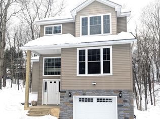 203 Lincoln Ln, East Stroudsburg, PA