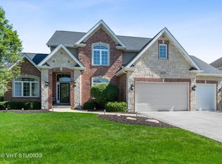 26123 W Whispering Woods Cir, Plainfield, IL