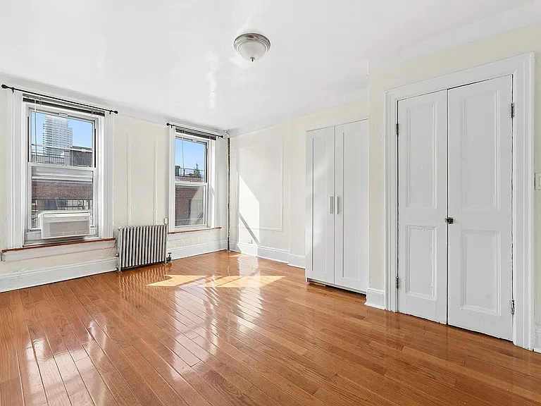 151 Berry St #3L — Photo 2