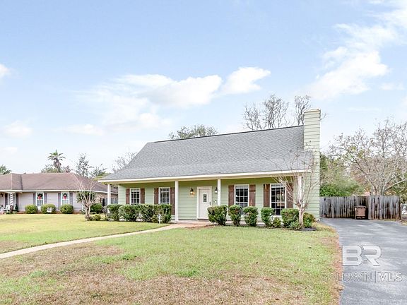 2nd image of 6208 Palos Ct