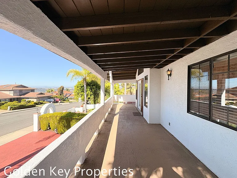 2475 Unicornio St — Photo 35