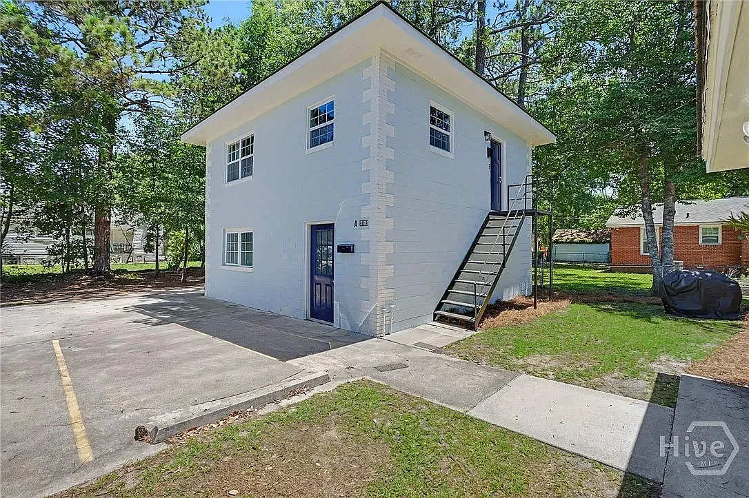 2 bed, 1381 sqft, $1,775 — Photo 3