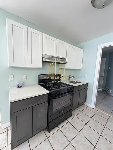 452 15th Ave Photo 1