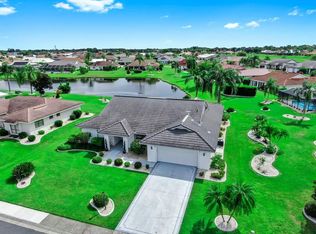 724 Elkhorn Rd, Sun City Center, FL 33573