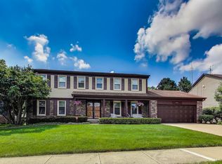 715 W Whiting Ln, Arlington Heights, IL 60004