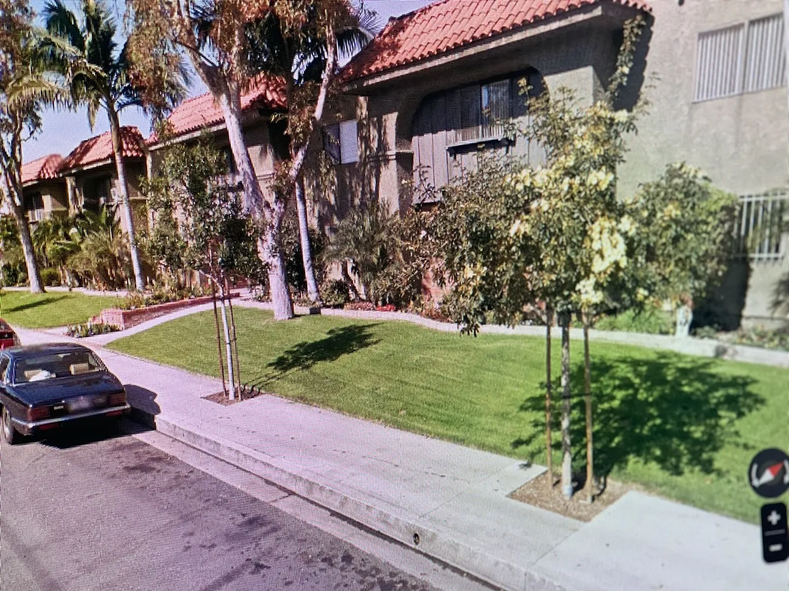 120 - 801 E Palmer Ave — Photo 1