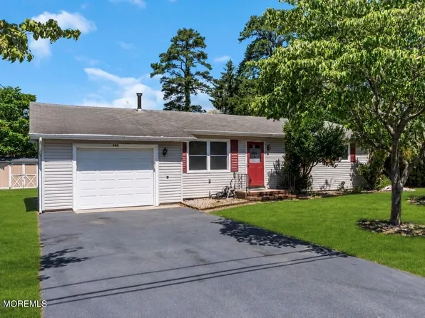 464 Barnacle Rd, Forked River, NJ 08731