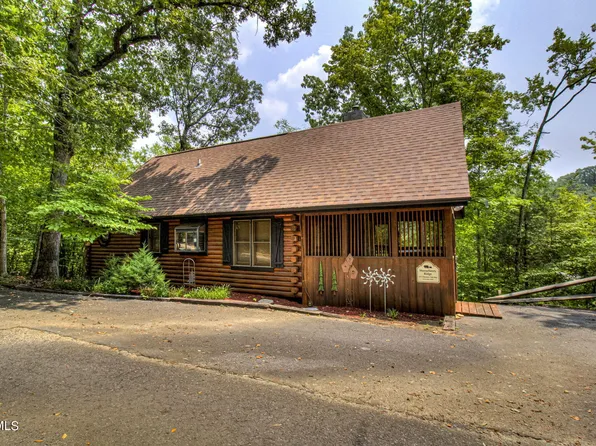 277 Cherokee Path Way, Sevierville, TN 37876