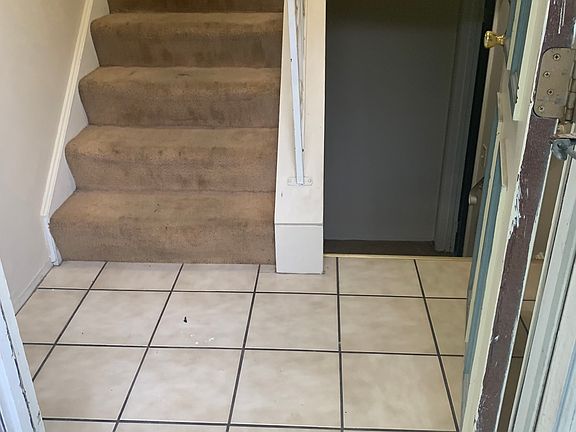 4th image of 3704 NW Blvd Nw