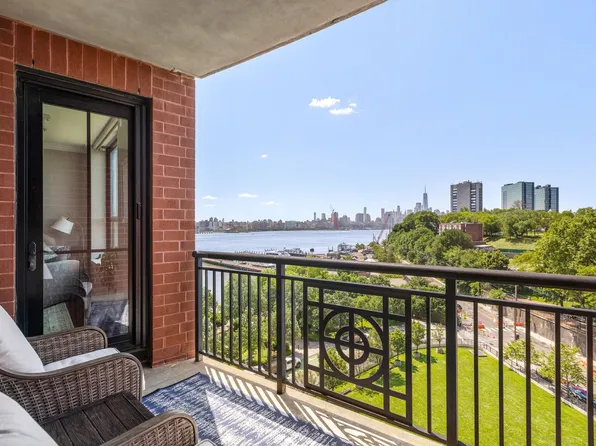 1025 Maxwell Ln APT 906, Hoboken, NJ 07030