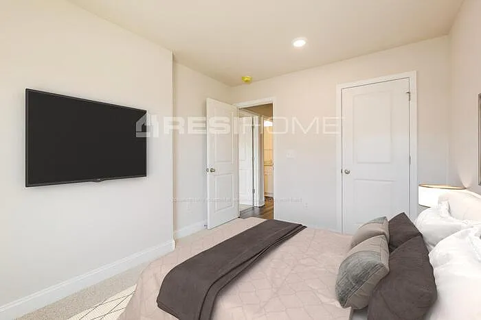 177 Aurora Ln — Photo 10