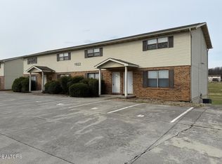 1922 Topside Rd, Louisville, TN 37777