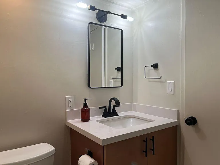3824 Leahi Ave #111 — Photo 10