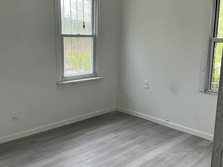 7-15 Nissenbaum Rd #1 — Photo 9