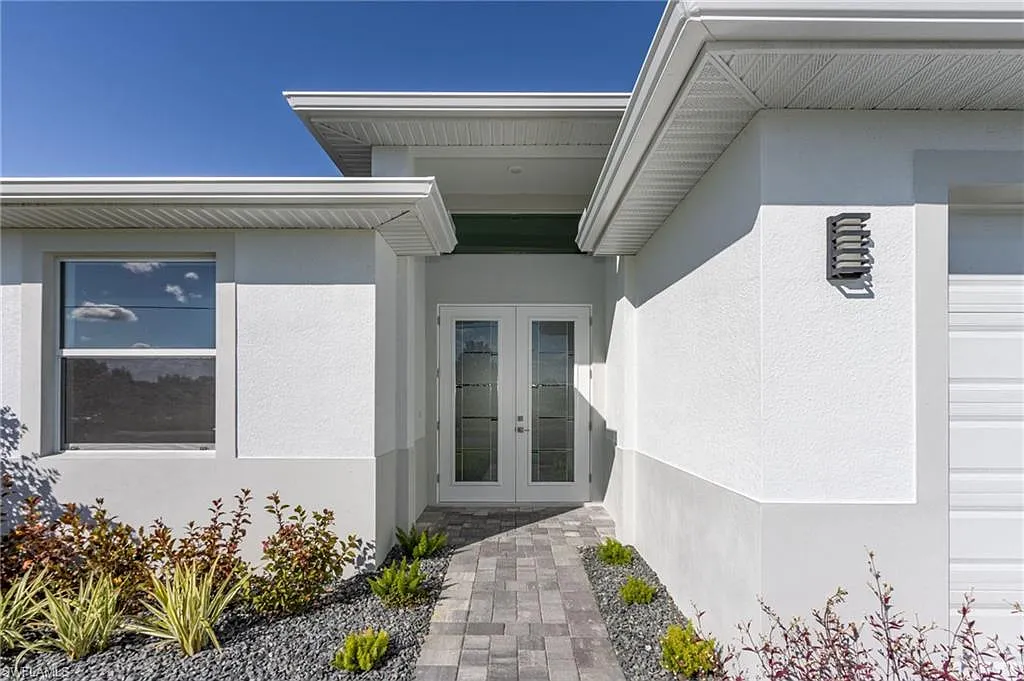 2601 Diplomat Pkwy W — Photo 3