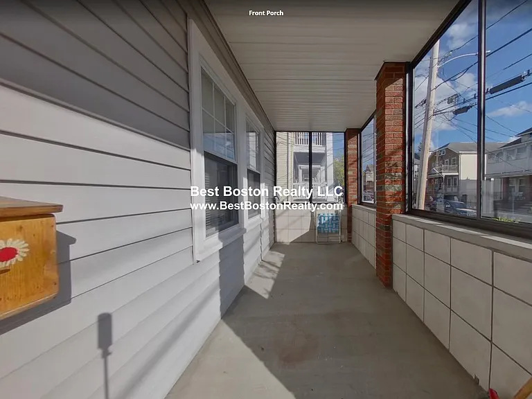 35 Woods Ave — Photo 12